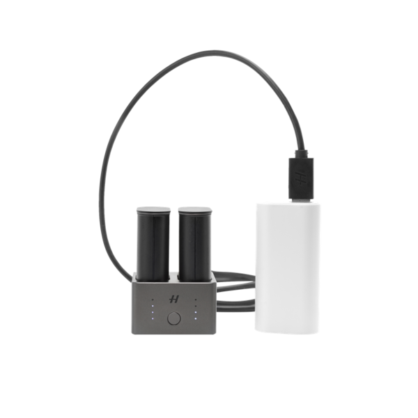 HASSELBLAD Xシステム用バッテリー2本&バッテリー充電ハブ バッテリー充電ハブ | ハッセルブラッド公式ストア – Hasselblad JP